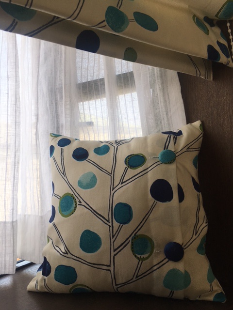 シェード | 施工例 | 香川県高松市のオーダーカーテン専門店 布物語 カーテン、ブラインド、ロール カーテン、インテリア用品を提案します